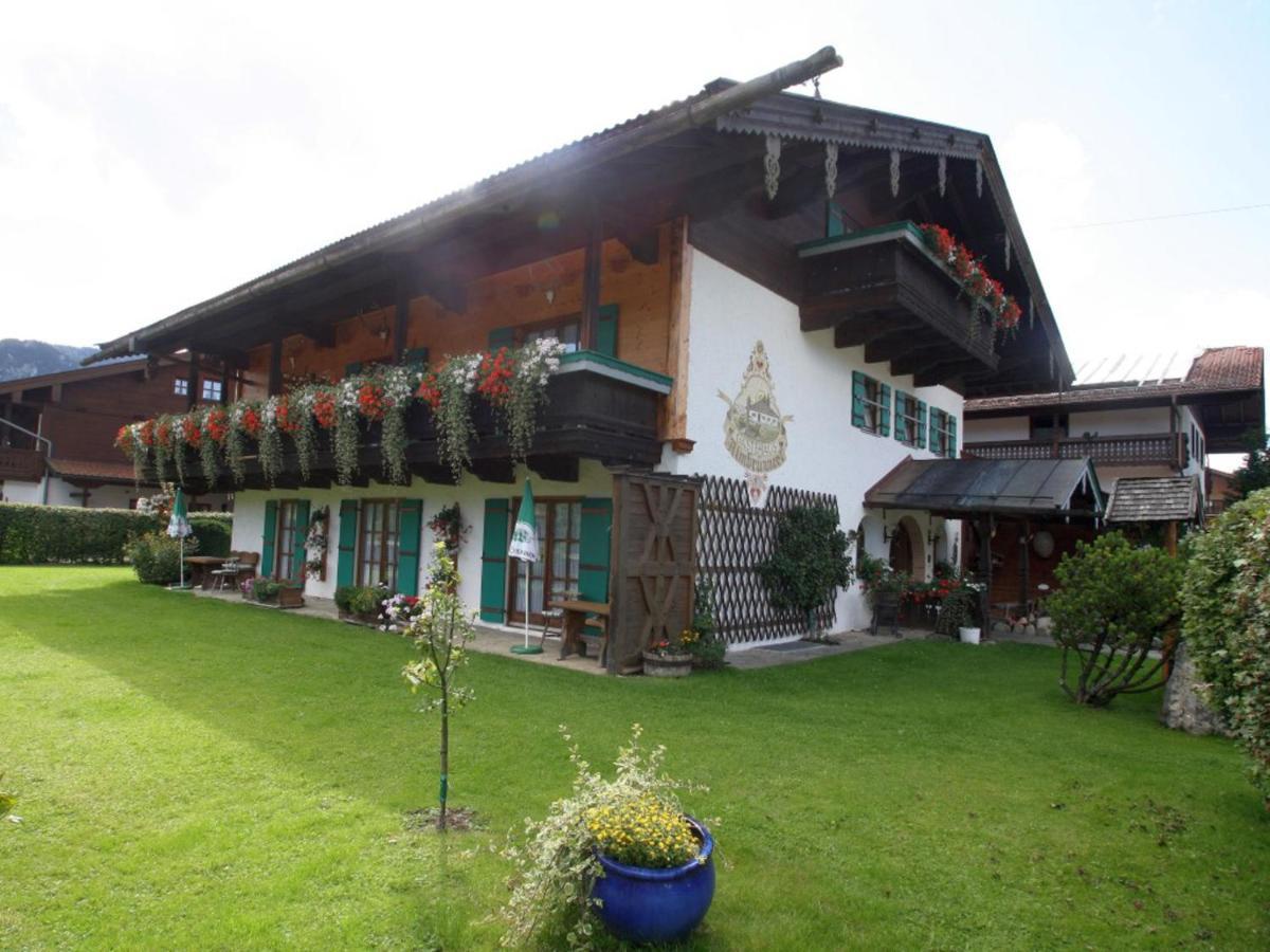 Ferienwohnungen Almbruennerl - Chiemgau Karte Инцел Екстериор снимка